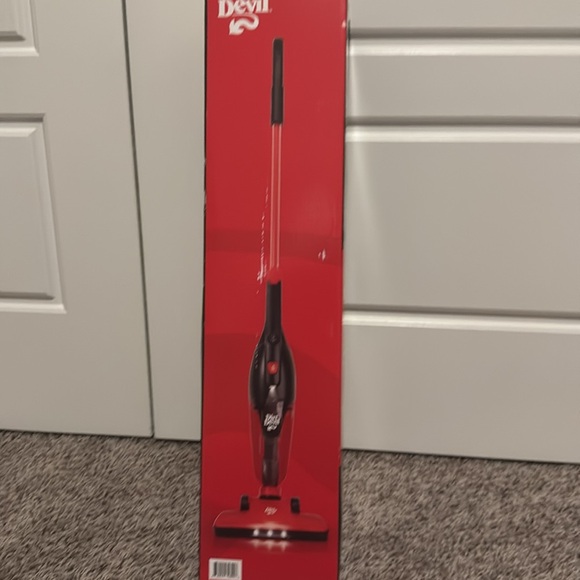 NWT Dirt Devil Continuous Cleaning 3 in 1 Stick Vac - Picture 4 of 4
